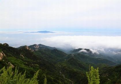 夜晚做运动双人运动30分钟